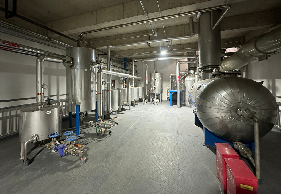 7a0a351e-d623-4346-883c-f4099ce67f0c