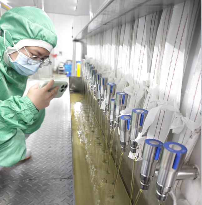 18c5d69d-f1a2-418c-a49e-38840ec3ad43